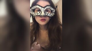 Русская Госпожа: женское доминирование и унижения матом! Лижи мои мокрые трусы, ЧМО!