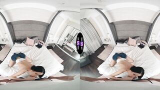 Jasmine Jayne gives stud a blow job – TmwVRnet