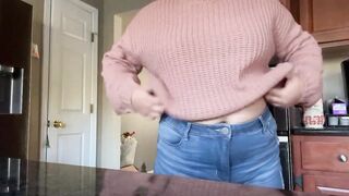 Chunky Teen shows off her body during the time that everybody is home