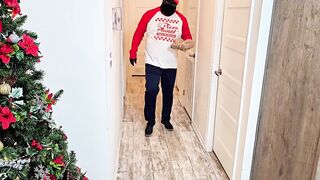 I wank the delivery guy on the chicken salad and eat his cum, that guy lick my large chunky cunt - big beautiful woman car