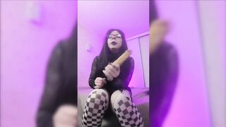 TRANS Headmistress Talks to BRAINLESS Piggy - Insane Alice