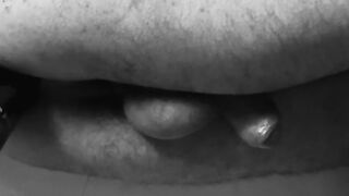 hunk's vagina gets pounded and orgasms from the cunt