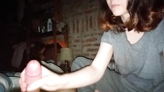 MAKING LANDLORD CUMING FOR FREE RENT