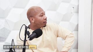 BRAZZERS - Sexy Threesome Luna Star, Sinatra Monroe & Ricky Finish The Podcast & Head To The Bed For A Steamy trio