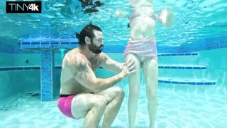 Poolside Doxy Gets Some Sun And Penis