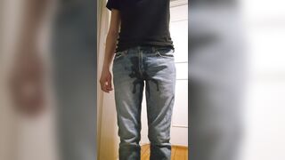 panties pissing afresh