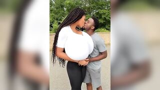 AI BoomGurl making out