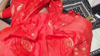 Recent Bangladeshi red saree sex clip. Bangla voice hawt sex movie
