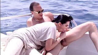 Cat Gals (Thieves Of Sex) - Valentino vs Kiki Dee (HD Remastered)