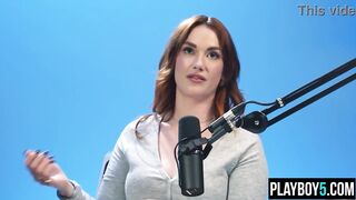 Chubby big beautiful woman cougar Siri fingers her bushy cunt until that babe cums hard