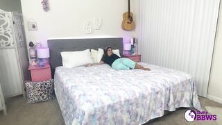 SluttyBBWs - BTS with Cameron Skye and Suzanne Would