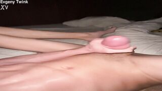 18yo Twink Strokes Untill Sticky