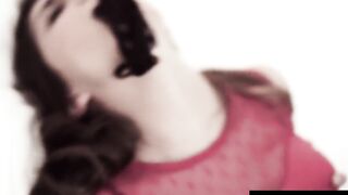 Corporalist hotty bangs her cute girlfriend to an intensive climax