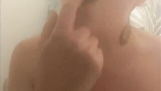 Fresh see me lather in soap rub my twat finger myself(for the fans who asked)????