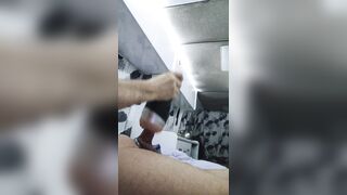 Toy screwing 27-03-2023