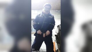 A homo worker staged a sex show for his subscribers!