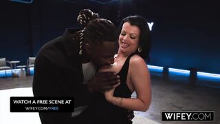 WIFEY Anal-Longing Hotwife Nadia White Gapes Wide Open For BBC