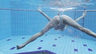 Anna Netrebko super hawt underwater hirsute playgirl