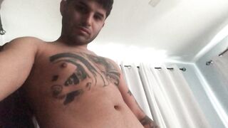 Bald the boyz come play w/ 'em