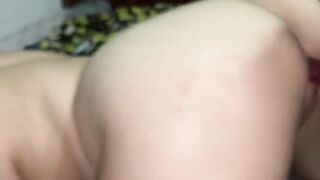 I've sex with a cutie who's my neighbour and this babe gives me a warm welcome.