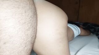 Ella solo quería mi enorme verga hundiéndose en ella