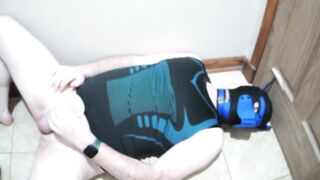 just a quick fap from a pup