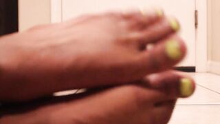 Do u lIke Feet and legs?