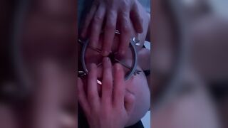 Anal Dilation. Hairless steck ich meine Faust in das hintertürchen