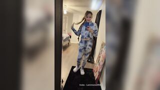 like my outfit ? Want to rip it off and bang me?