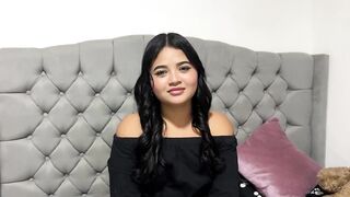 Stepmother can't contain herself and dares to fulfill her dreams