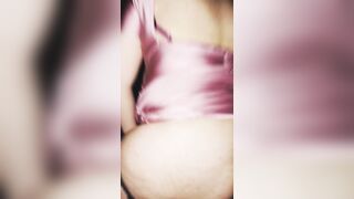 Doggystyle and riding to have a fun my horny wife's butt, in the end I fill her booty with cum