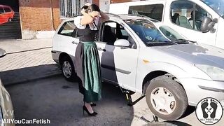 DIRNDL WENCH GETS IMMODEST AND OILY CHANGING TIRES