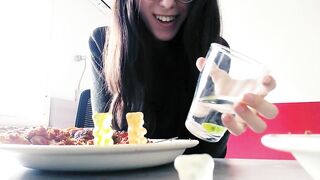 Giantess vore a pizza with supplementary tinys! (Trailer)