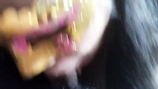 Pov.Esposa rica mamando pide que se la metan pero que tal la mamá?