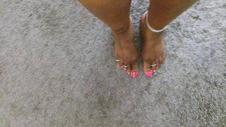 U Think u Loathe Feet