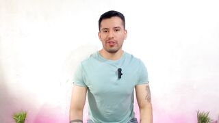 Jovencito preña a pelo a hombre maduro casado de una entrevista de trabajo. relato raunchy