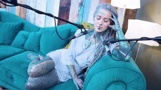 Anuskatzz tattoo model ASMR Q - Quitting podcast talking
