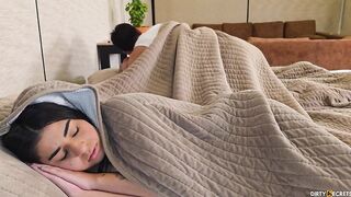 I SCREW MY GIRLFRIEND'S STEPMOM, THIS BABE CATCH US AND LIKEWISE JOINS US FOR A HAWT ANAL 3SOME