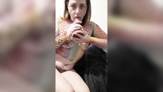 naughtynerfner shakes booty loud and proud