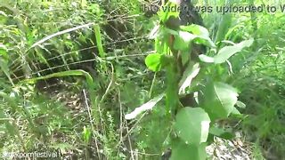 Slender gal making traditional medicine prove this Afro tribe have great survival skîlls