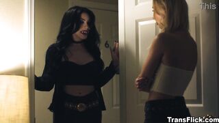 HORROR SEX! Tranny vampire Ariel Demure bangs her hawt golden-haired girlfriend! Braylin Bailey!