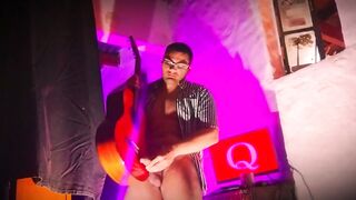 Glasses Hawt Purple Stripes N1 - Rubbing a Guitar Yamaha C80 Made in China