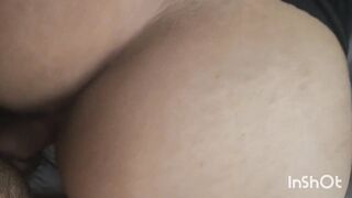 ELLA TIENE UN HERMOSO TRASERO