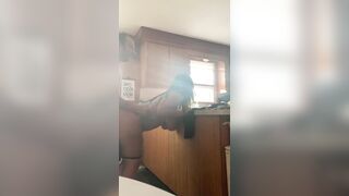 Cheating cum floozy cooks up a kitchen cream pie