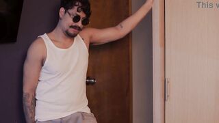 Screwing the lesbo girlfriend of my stepsis, that babe has such a great butt!