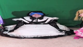 Layered PVC Maid Aoi in a lengthy magic wand sex-toy session