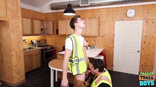 TRAILERTRASHBOYS Oliver Carter Is Willing For DILF Hard Dong