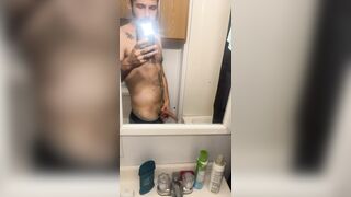 Shaking my ramrod at u