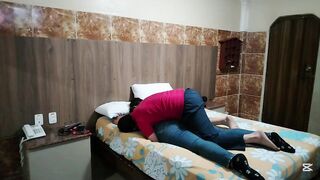 They invited me to a motel and they end up giving me the most excellent ebony kiss and it comes very nice.