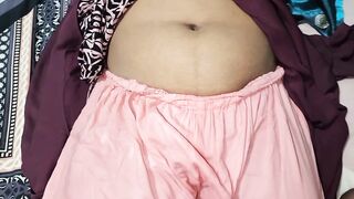 I brought the expatriate's wife to my abode and banged her.